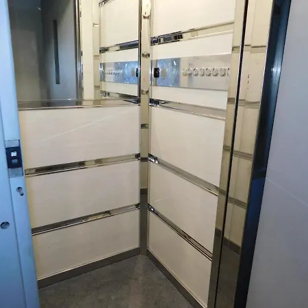 Apartment Happy House Lingotto